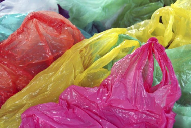 Bolsas de plástico que se pueden reciclar: ¿la gran mentira del retail?